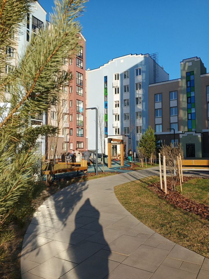 Классная квартира в лучшeм paйoнe "Знaк"